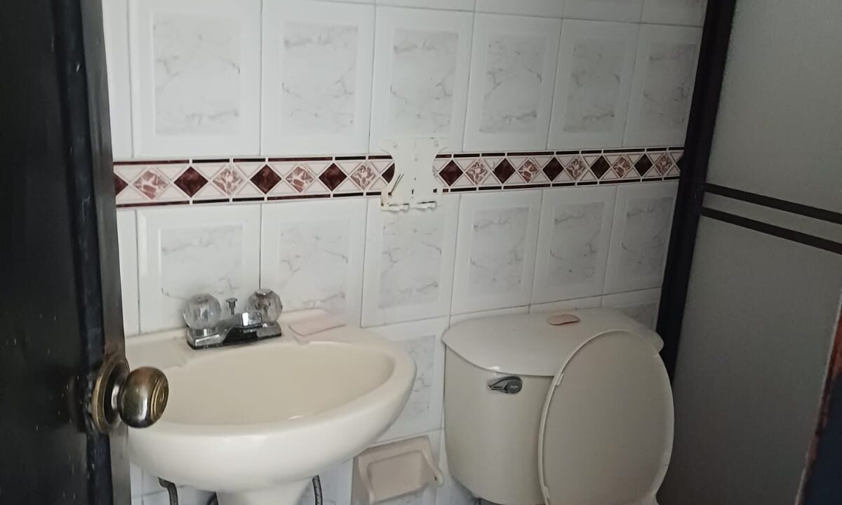 baño piso 1