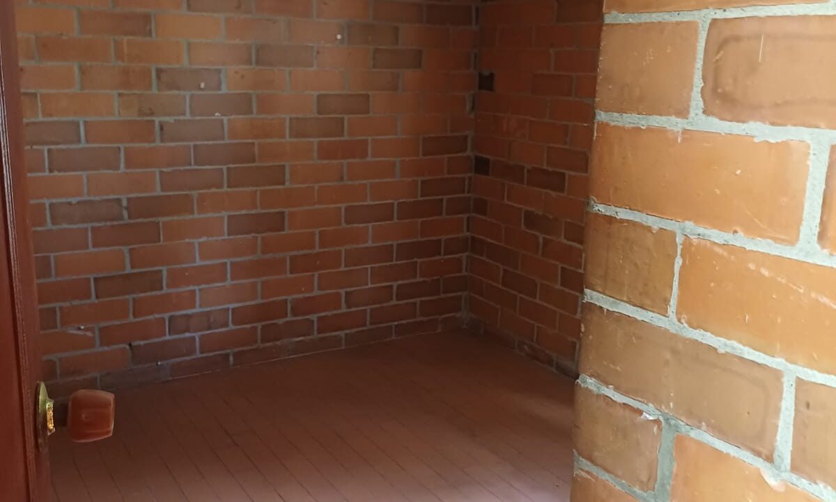 IMG-20250805-WA0006