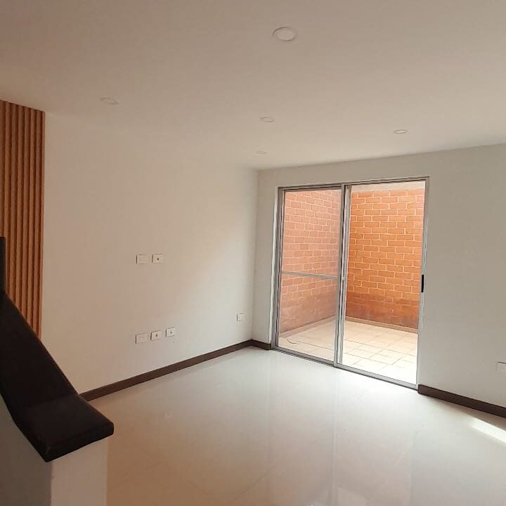 WhatsApp Image 2025-10-28 at 9.49.00 AM