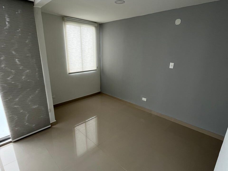 WhatsApp Image 2025-12-15 at 11.01.53 AM (3)