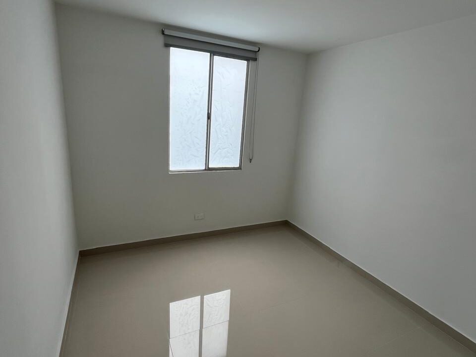 WhatsApp Image 2025-12-15 at 11.01.55 AM (4)