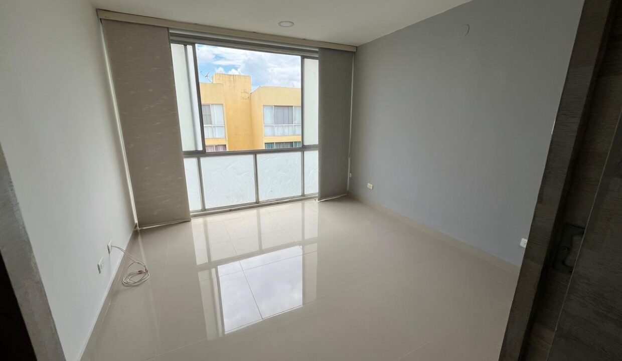 WhatsApp Image 2025-12-15 at 11.01.56 AM (8)