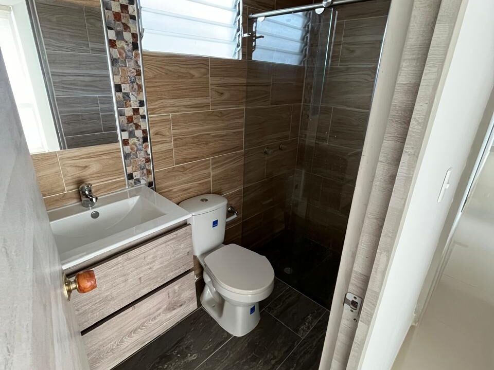 WhatsApp Image 2025-12-15 at 11.01.57 AM (2)