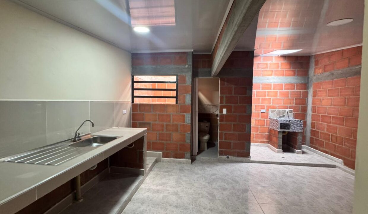 WhatsApp Image 2025-12-18 at 1.43.08 PM (3)